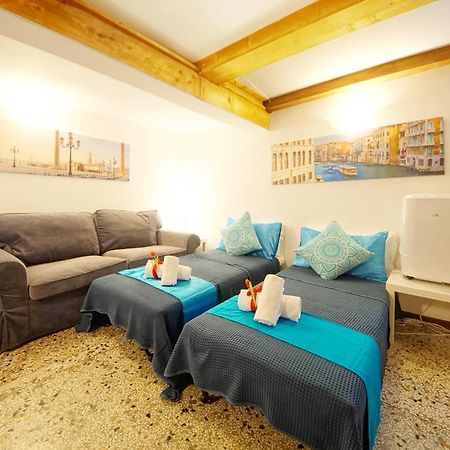 Campo San Polo Apartment Rialto Veneza Exterior foto