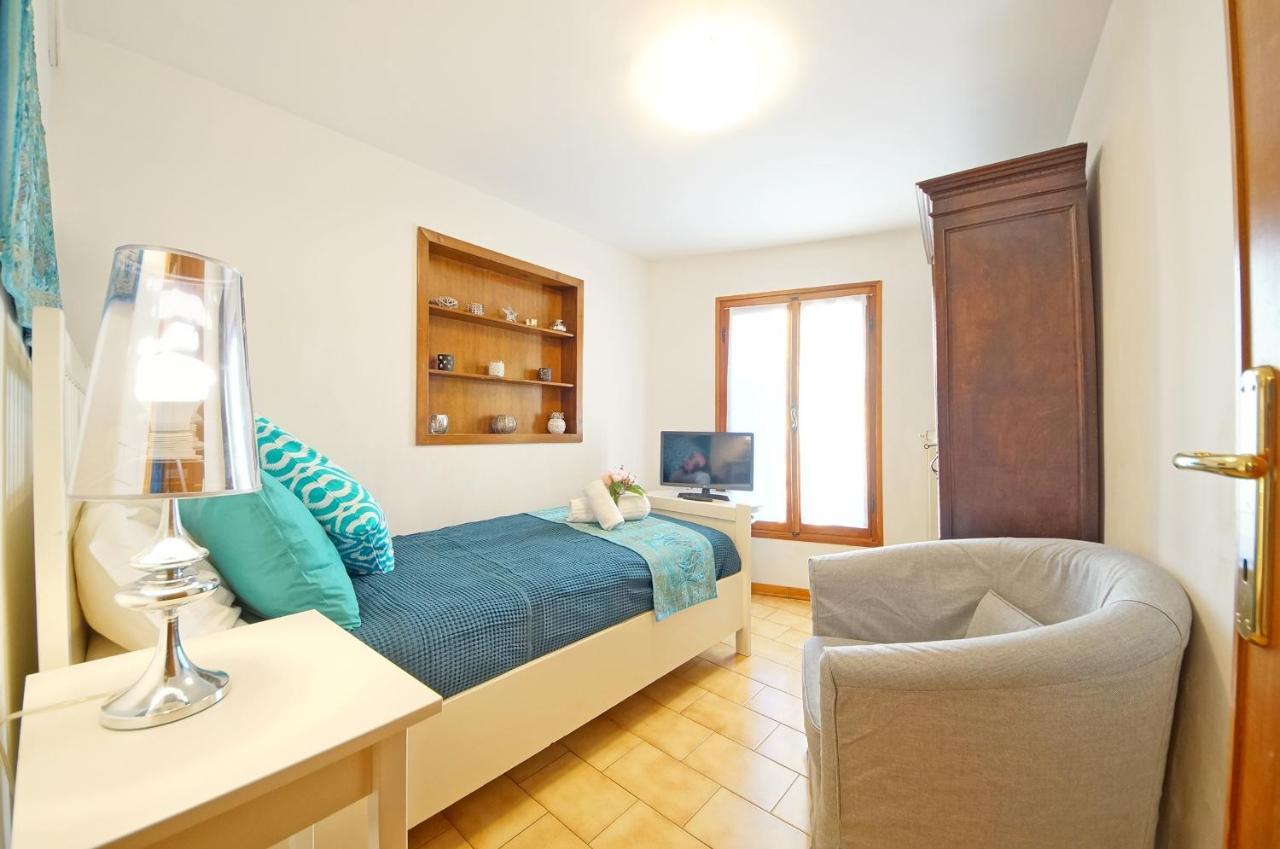 Campo San Polo Apartment Rialto Veneza Exterior foto