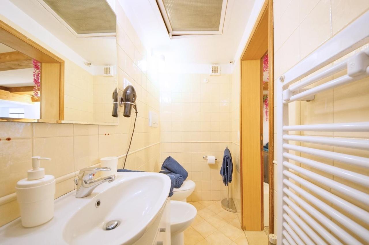 Campo San Polo Apartment Rialto Veneza Exterior foto