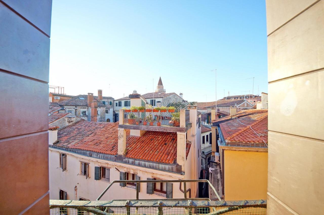 Campo San Polo Apartment Rialto Veneza Exterior foto